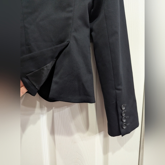Express Design Studio Blazer, Black, Size 2 - Picture 4 of 9